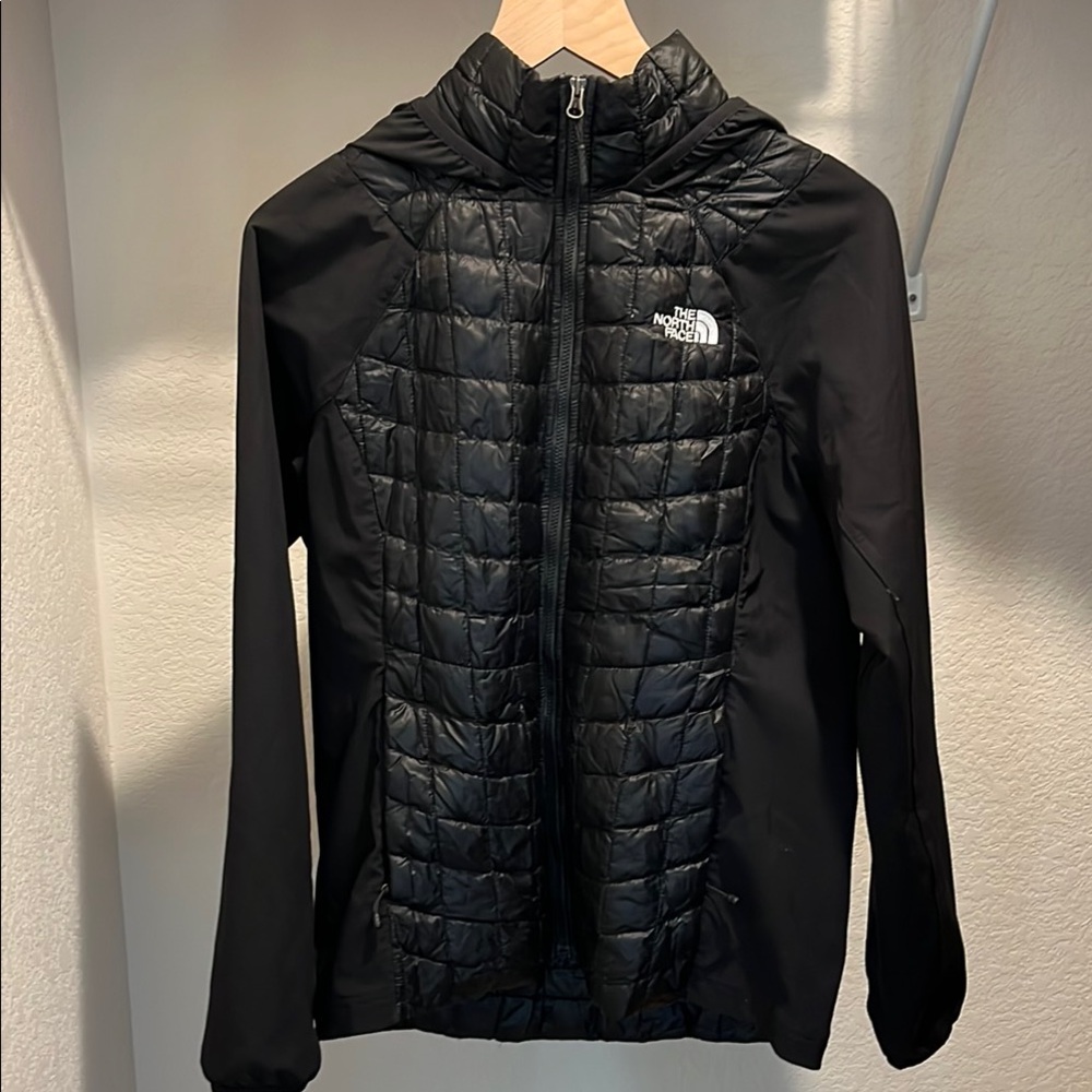 The North Face Women's Black Puffer Jacket
